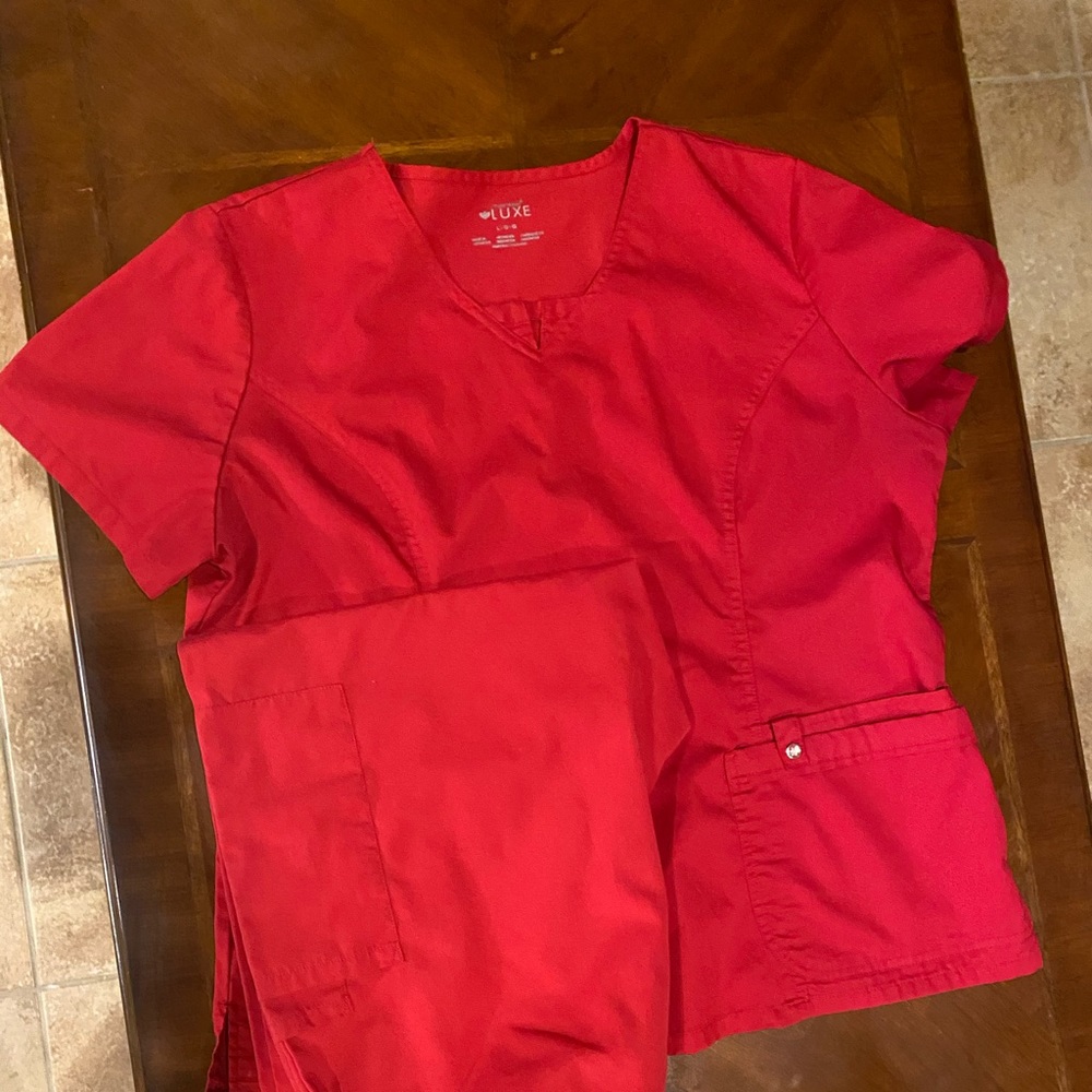 Red scrub set
